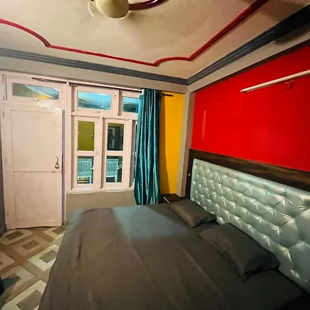 Shanti Cafe & Hostels Kasol Exterior photo