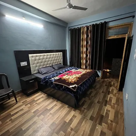 Shanti Cafe & Hostels Kasol Exterior photo
