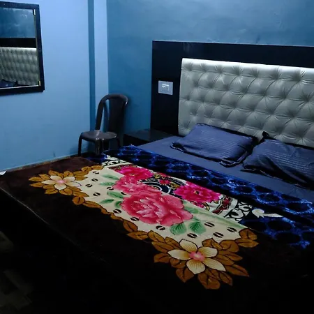 Shanti Cafe & Hostels Kasol Exterior photo