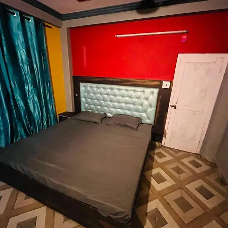 Shanti Cafe & Hostels Kasol Exterior photo