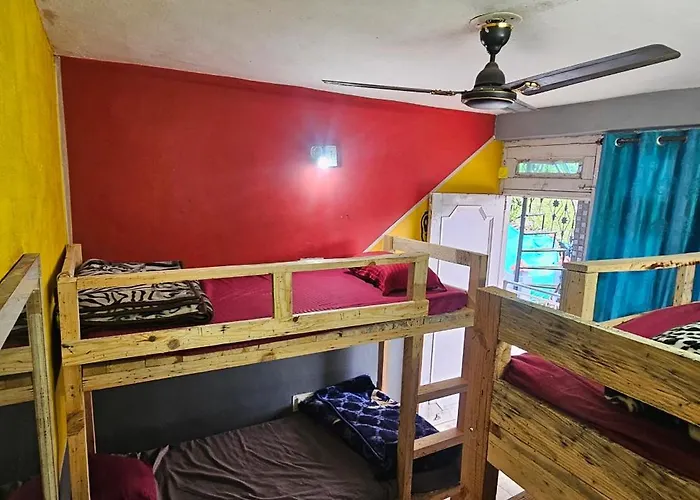 Shanti Cafe & Hostels