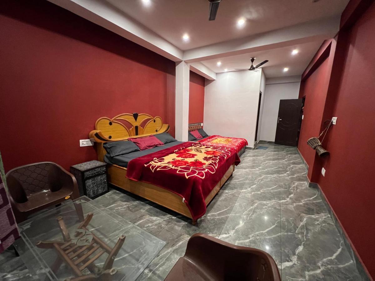 Shanti Cafe & Kasol